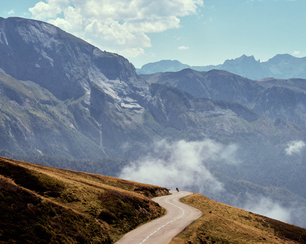 dura2-mountain-road: Mountain road above the clouds